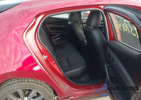 2022 Mazda Mazda3 Premium z USA, uszkodzony, nr VIN JM1BPBML5N1518000